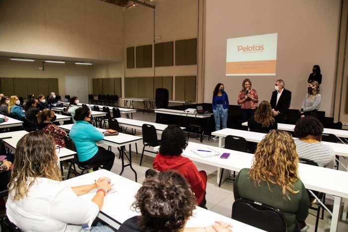 Mais 100 funcionários públicos participam da Acolhida ao Servidor, promovida pela Prefeitura