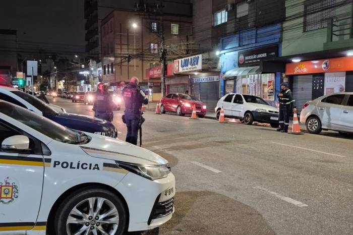 Ações contaram com apoio da Brigada Militar e incluíram fiscalização de espaço de eventos com a Seurb