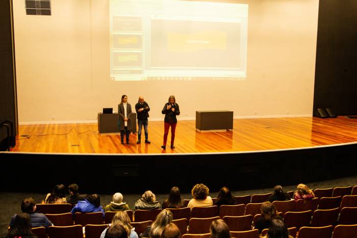 A prefeita participou da abertura e agradeceu a atuação da Assistência Social durante o período mais crítico da pandemia