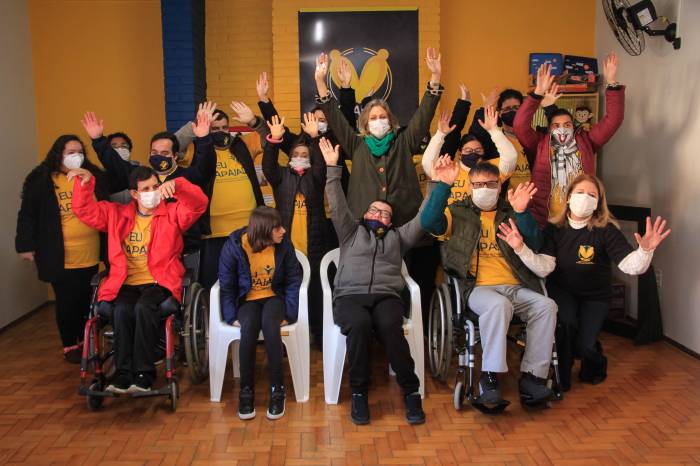 Executivo busca ampliar políticas inclusivas, através de parceria com a Associação de Pais e Amigos de Jovens e Adultos com Deficiência