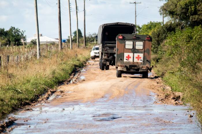 Prefeitura, Consórcio do Transporte Coletivo de Pelotas e Exército ajustam planejamento para garantir ônibus à Colônia de Pescadores
