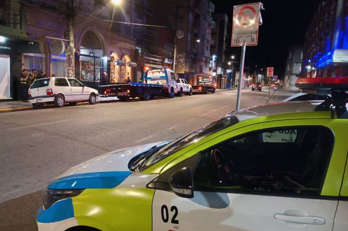 Ação ocorreu nas imediações da UCPel e abordou 22 pessoas, oito veículos e emitiu 18 autos de infração