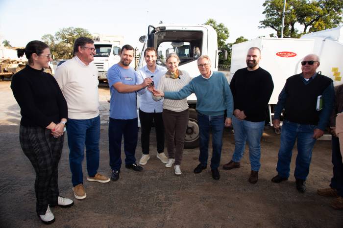 Secretaria de Desenvolvimento Rural utilizará o veículo para melhor distribuição de combustível aos oito distritos do município