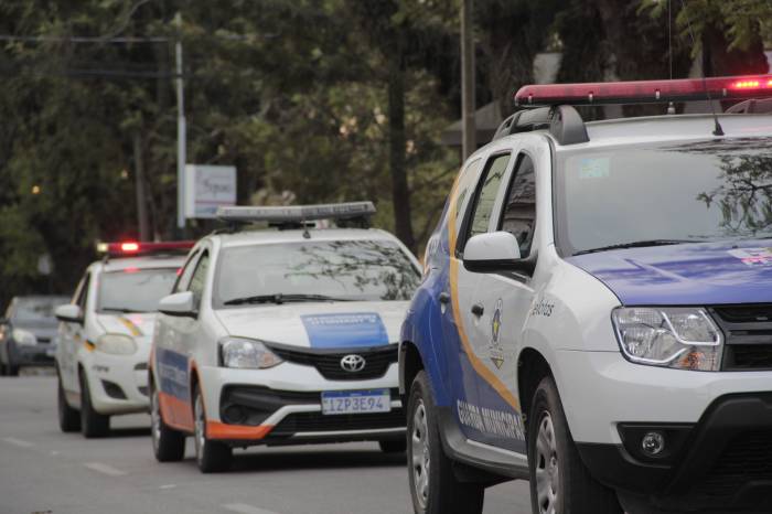 Durante o fim de semana, os efetivos das Operações Integradas vistoriaram estabelecimentos e áreas de Pelotas e atenderam chamados da população