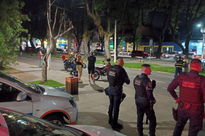 Equipes atuaram em diversos pontos da cidade com foco no trânsito e na perturbação do sossego