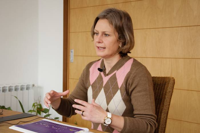 Em transmissão de vídeo ao vivo, Paula Mascarenhas anunciou que a cidade atingiu 78,4% de isolamento social no domingo