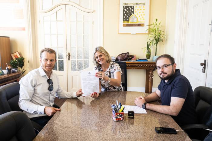 Instituição de ensino disponibilizará descontos de até 25% na matrícula de filhos dos servidores municipais