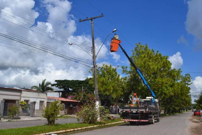 Serviços seguem realizados pelas equipes da Prefeitura nos bairros Laranjal, Navegantes, Fátima e Porto