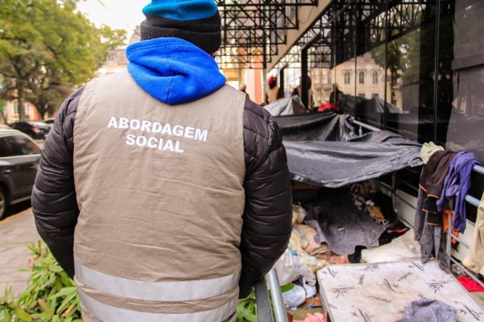 A Secretaria de Assistência Social aumentou de 52 para 82 as vagas na Casa de Passagem e poderá ampliar ainda mais para que as pessoas não durmam nas ruas