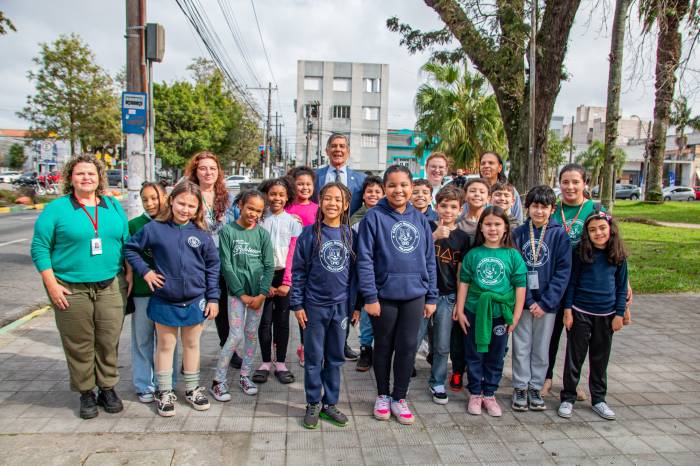 Os desfiles da Independência do Brasil e a Parada da Juventude ocorrem no dia 7 de setembro, na Av. Bento Gonçalves