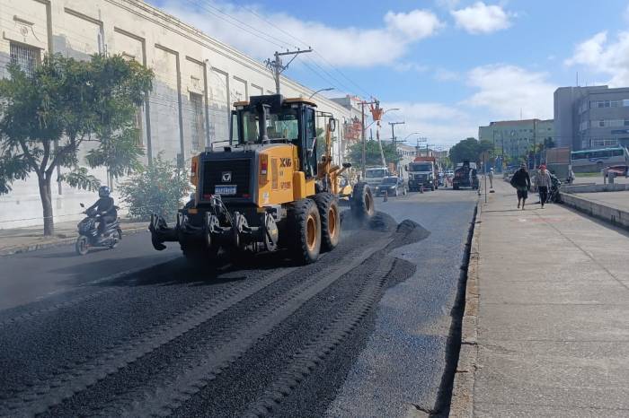 Smop usou 129 toneladas de CBUQ para melhorar quadra de acesso ao Centro e estacionamento do Pop Center