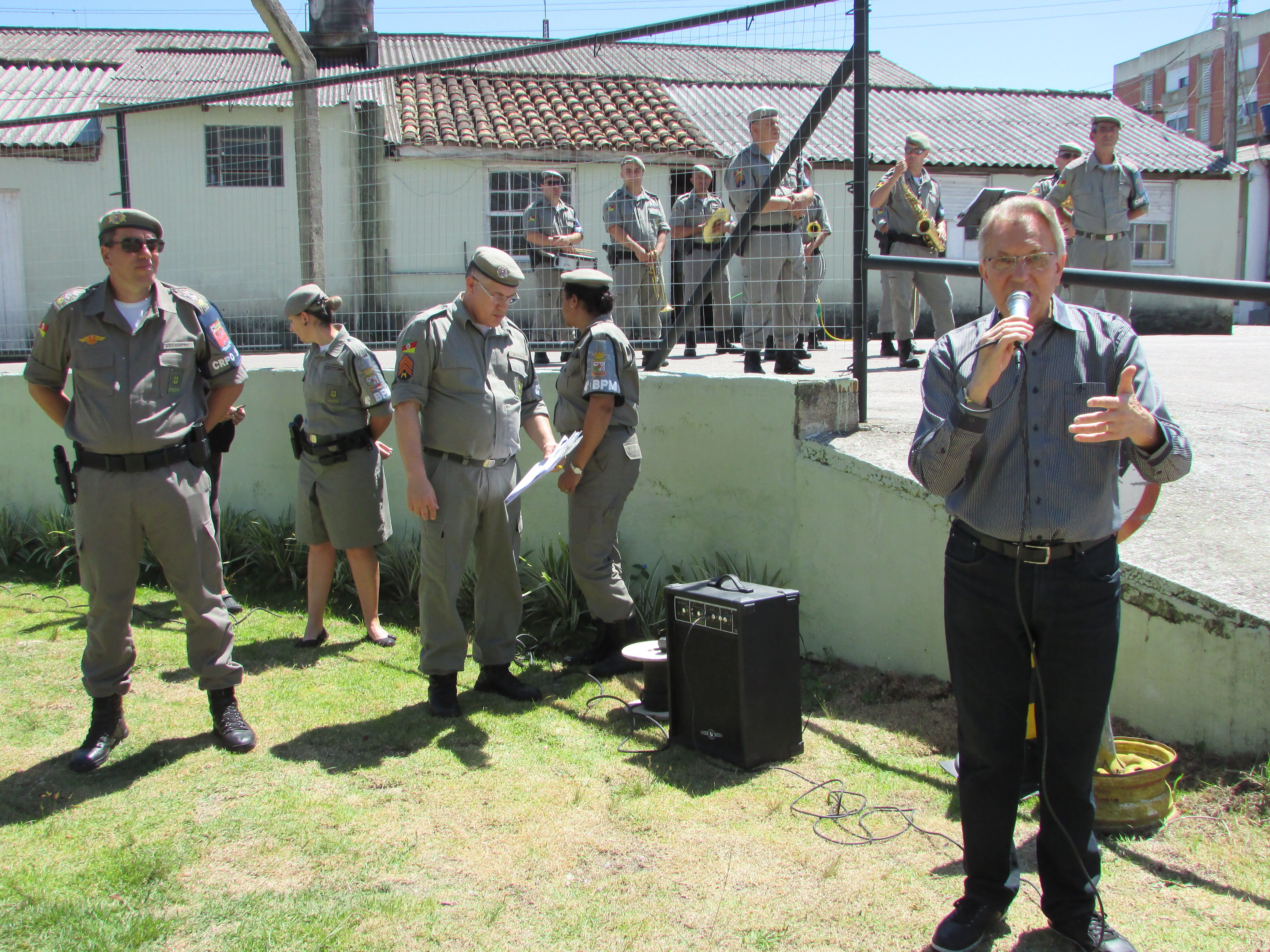 O espaço esportivo fica na sede do 4º Batalhão de Polícia Militar