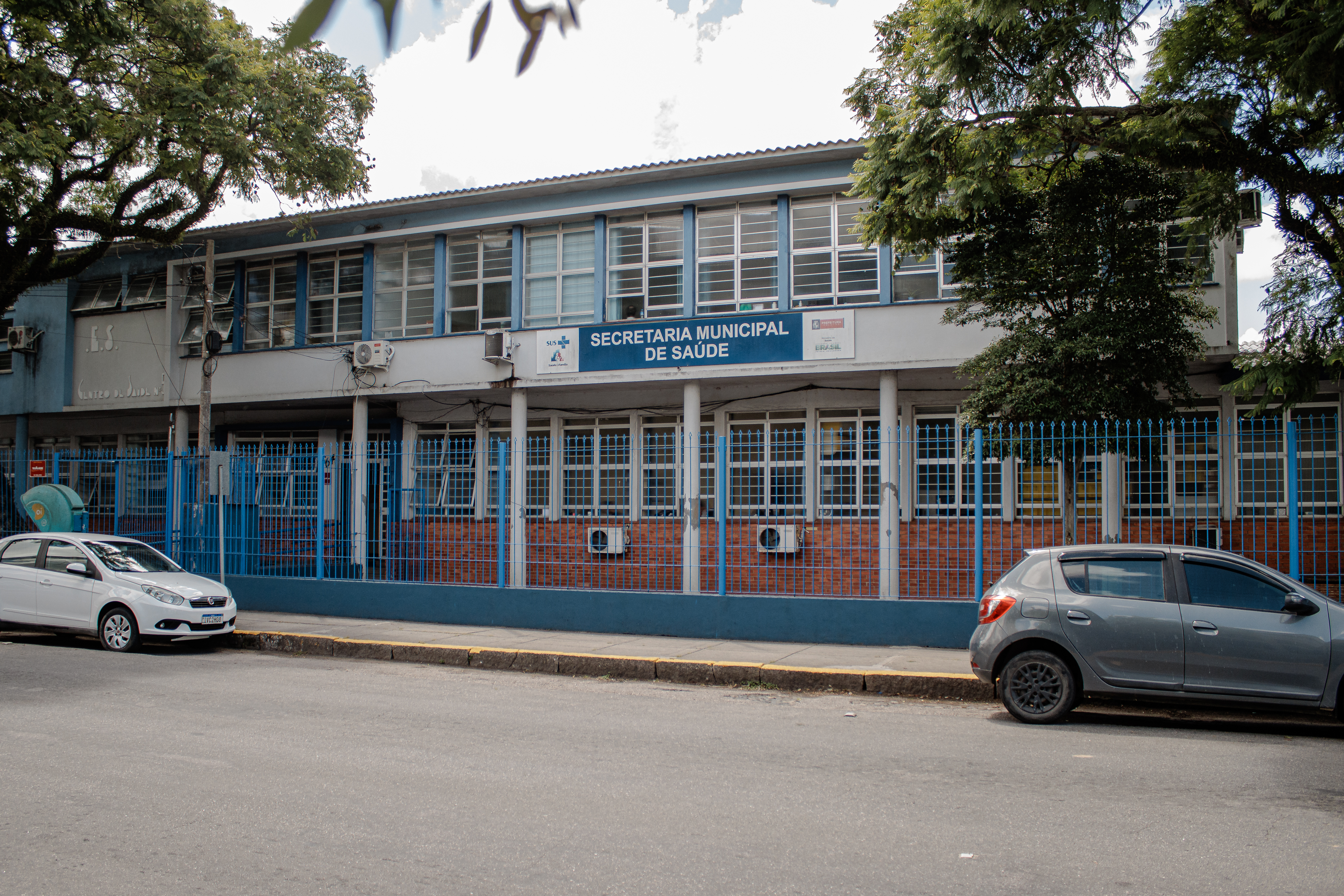 A implementação deste serviço visa garantir um cuidado integral às crianças e adolescentes
