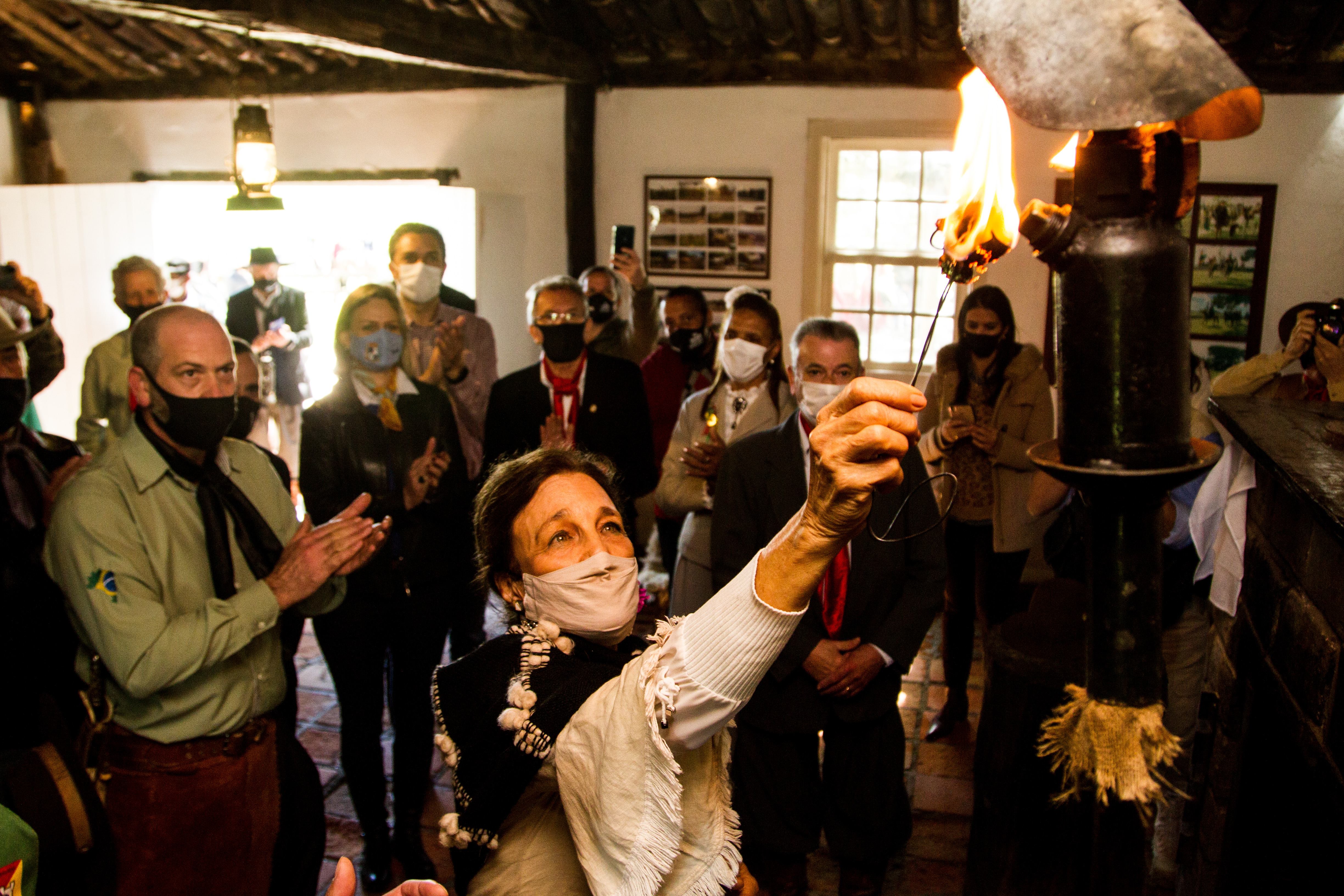 Este ano os Festejos Farroupilhas tem como tema "Caminhos de Anita", em alusão ao bicentenário do nascimento de Anita Garibaldi