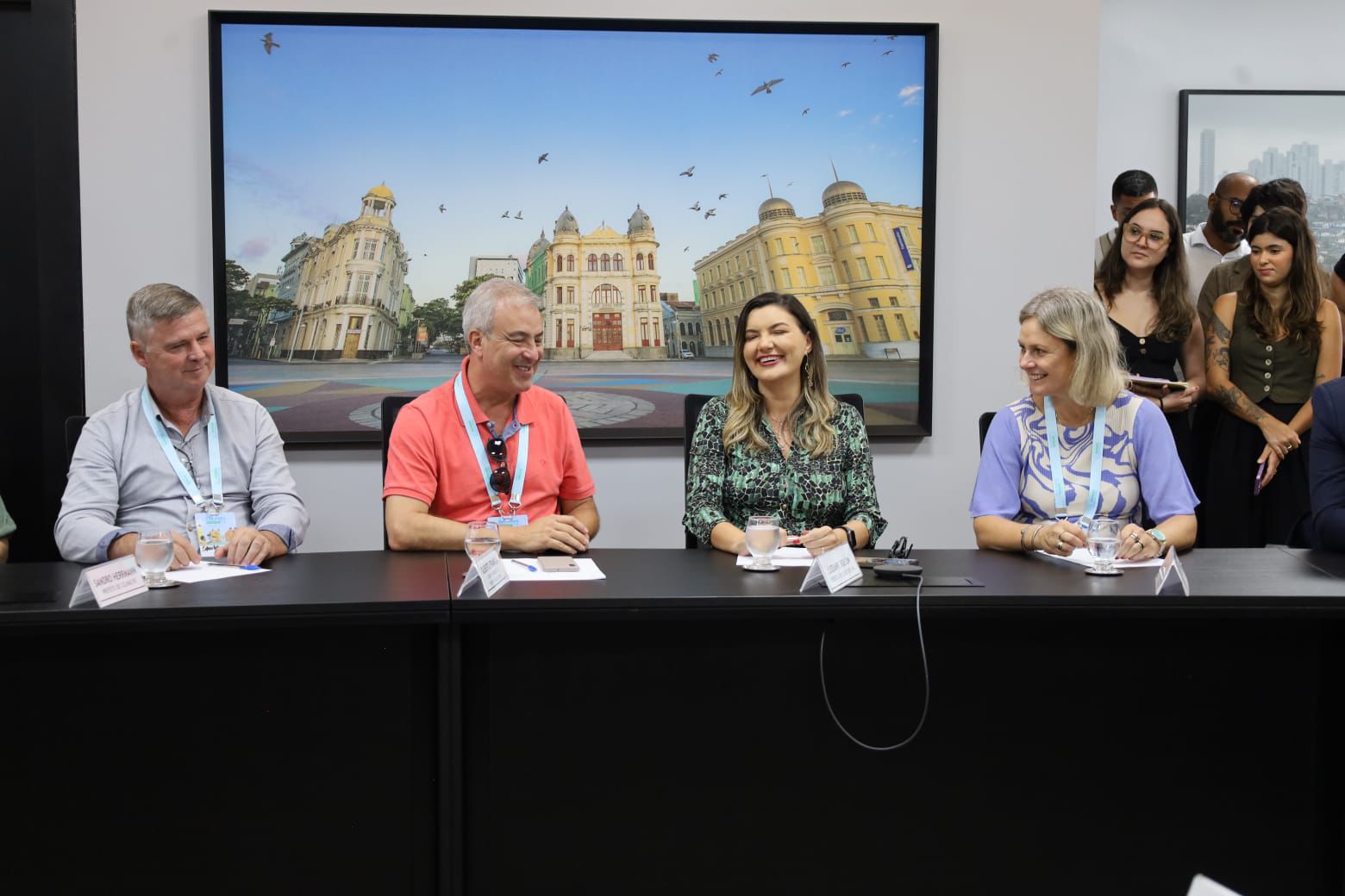 Atividade realizada na cidade de Recife (PE) reúne representantes de 27 municípios brasileiros que integram a Rede de Cidades Para as Crianças