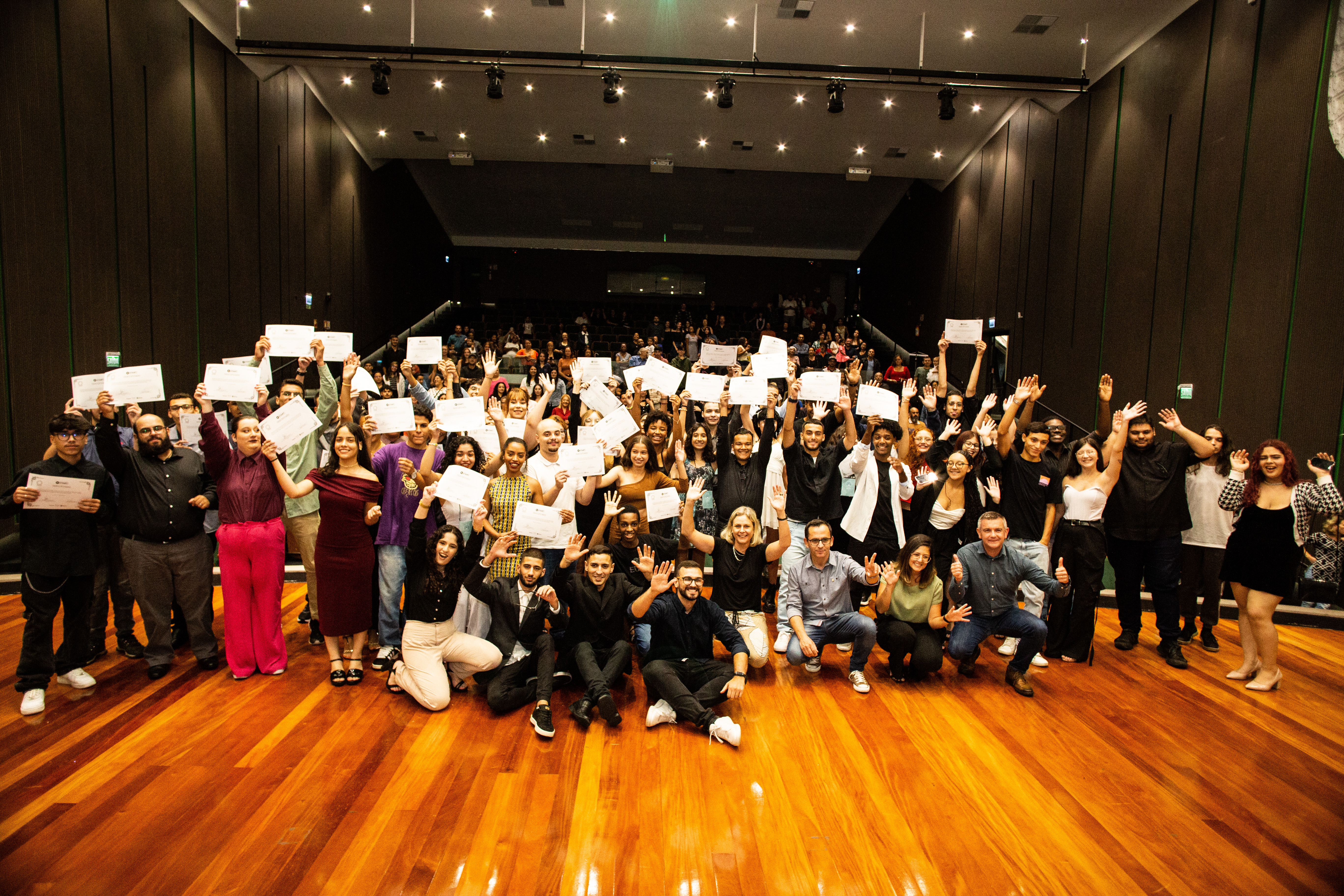 Mais de 600 jovens já foram capacitados através do programa municipal de estímulo ao empreendedorismo e qualificação profissional