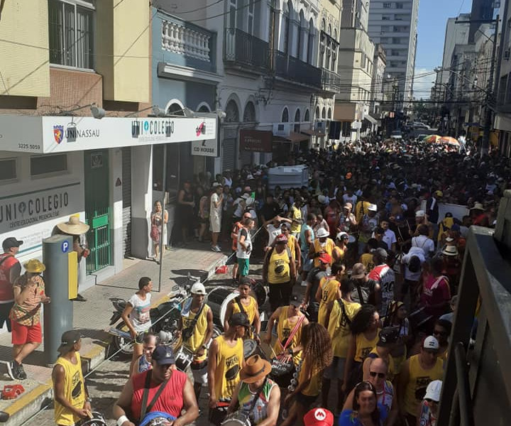 Agentes da STT vão acompanhar os trajetos do bloco e da banda carnavalescos e bloquear ruas para garantir a segurança dos foliões e folionas