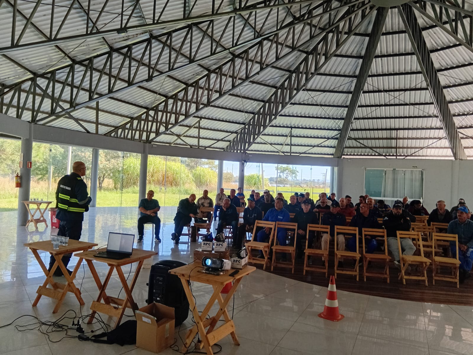 Ação faz parte da programação do Maio Amarelo, mês voltado à conscientização em torno da segurança no trânsito