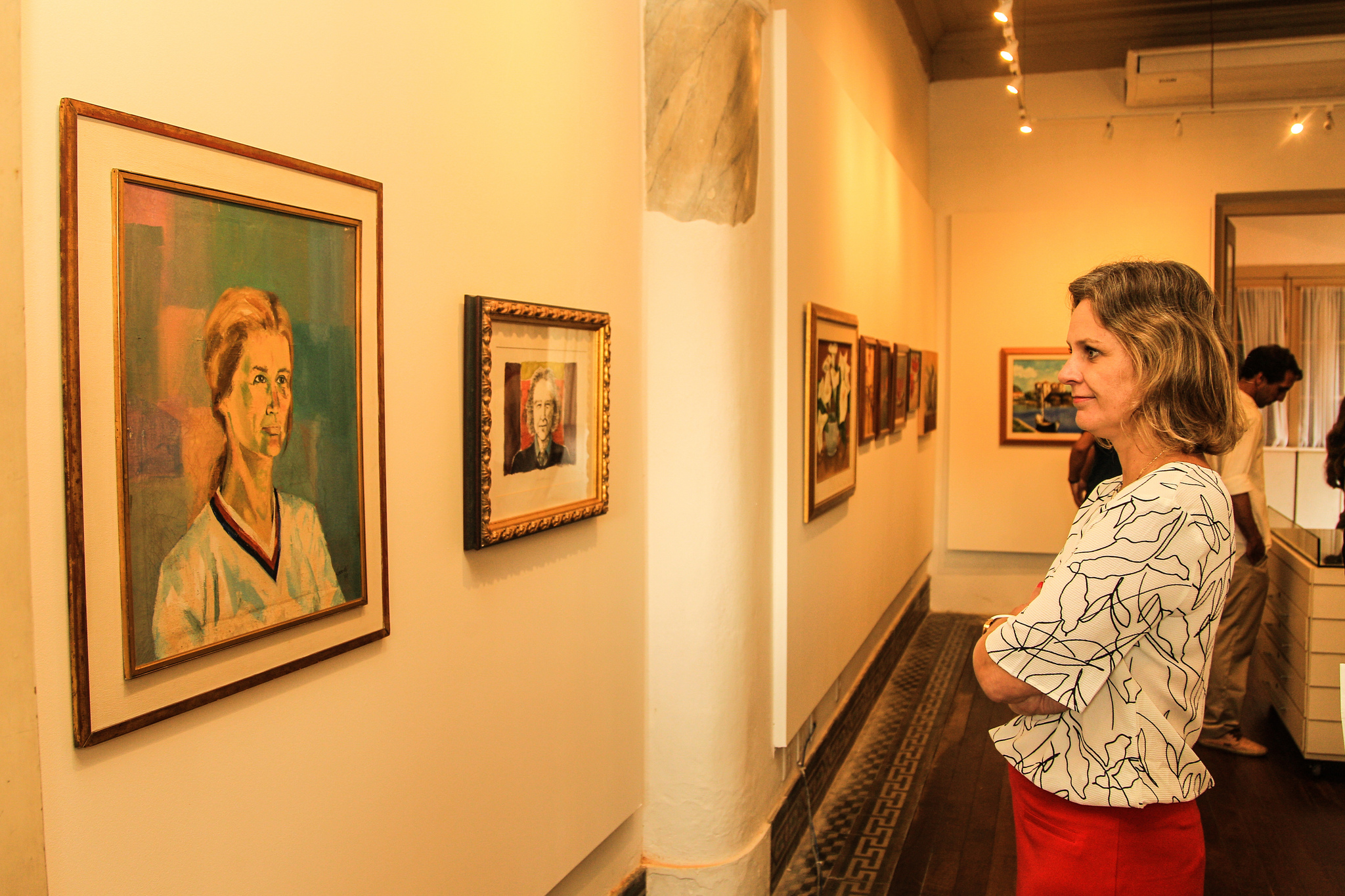 Objetos literários, fotografias e obras de arte compõem a mostra que relembra a trajetória pessoal e profissional do professor jaguarense e pelotense ‘de coração’