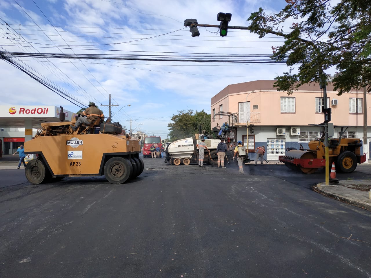 Trecho entre avenida Bento Gonçalves e rua Doutor Amarante recebe pavimentação definitiva