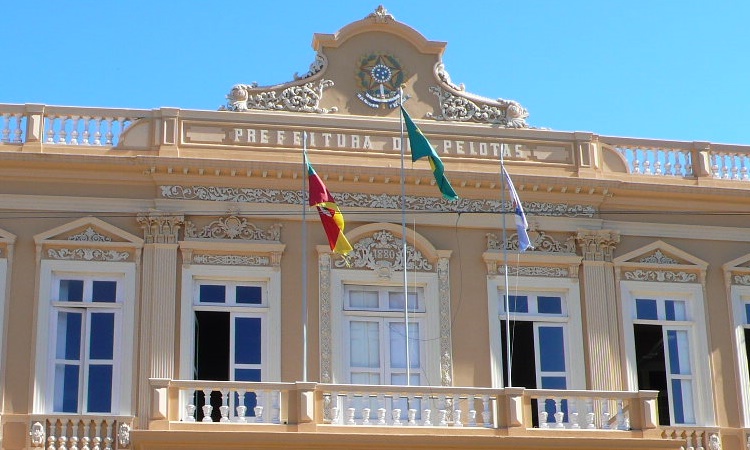 Servidores municipais, aposentados e pensionistas devem responder a pesquisa virtualmente no Portal do Servidor da Prefeitura