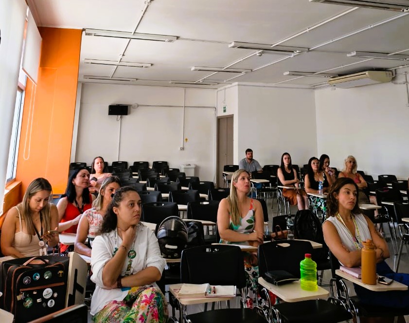 Enfermeiras e técnicas de enfermagem foram apresentadas à gestão da Atenção Primária e às características dos territórios onde estão inseridas as Unidades Básicas de Saúde