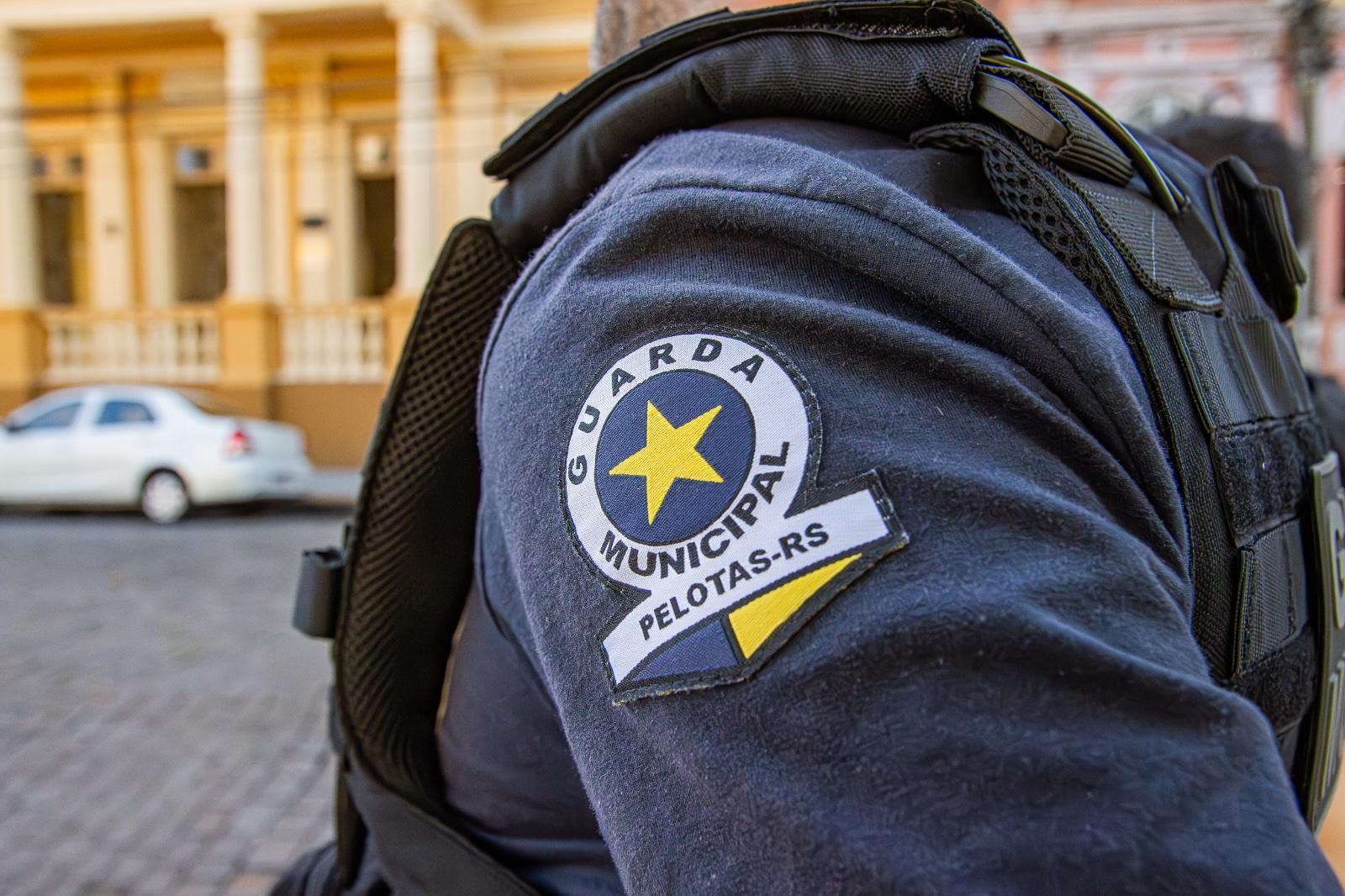 Ação rápida da Guarda Municipal evitou um novo caso de feminicídio na cidade durante a noite de quinta-feira (12)