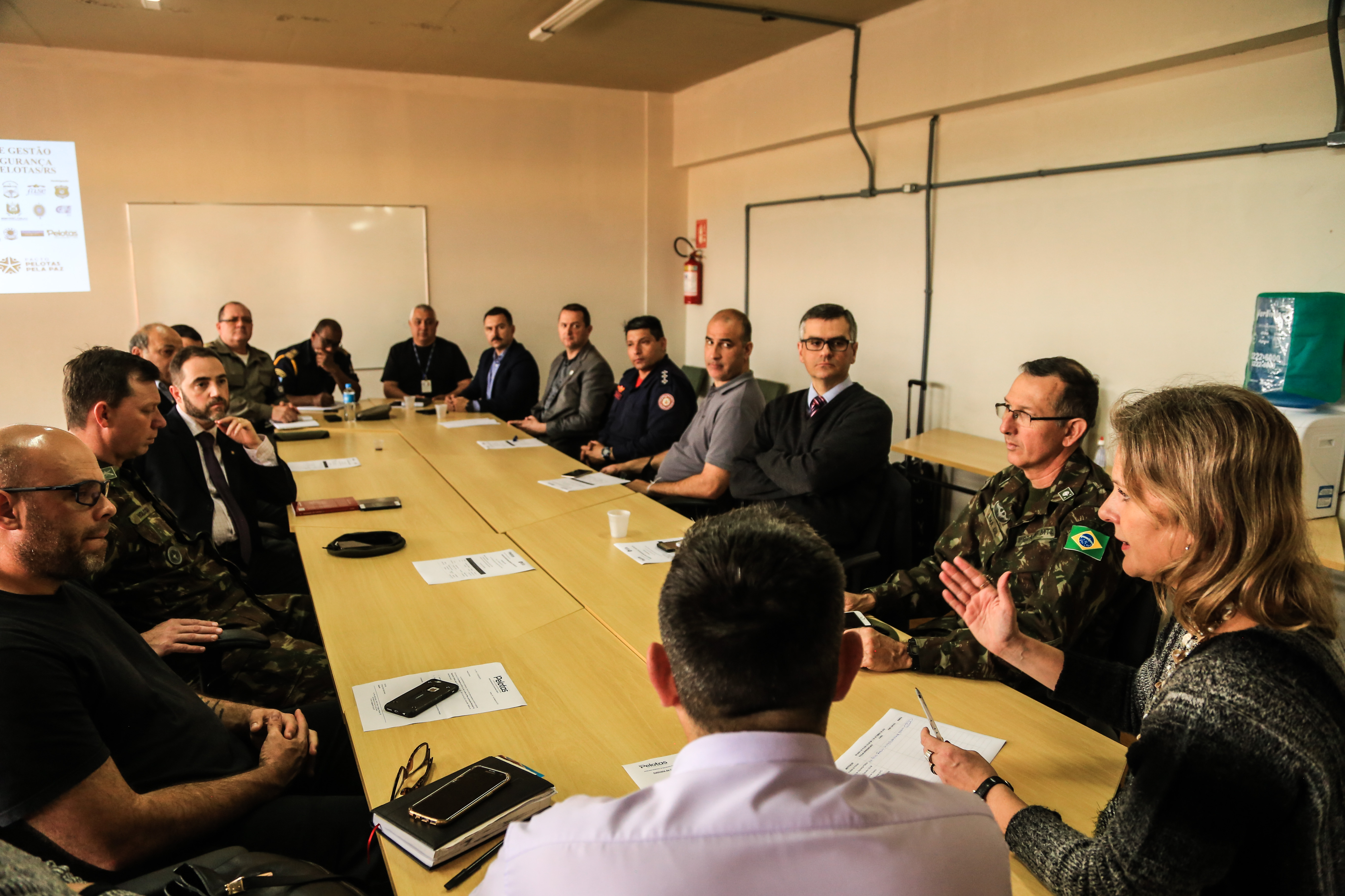 Executivo, judiciário e órgãos de segurança discutiram ainda o transporte de apenados para as audiências