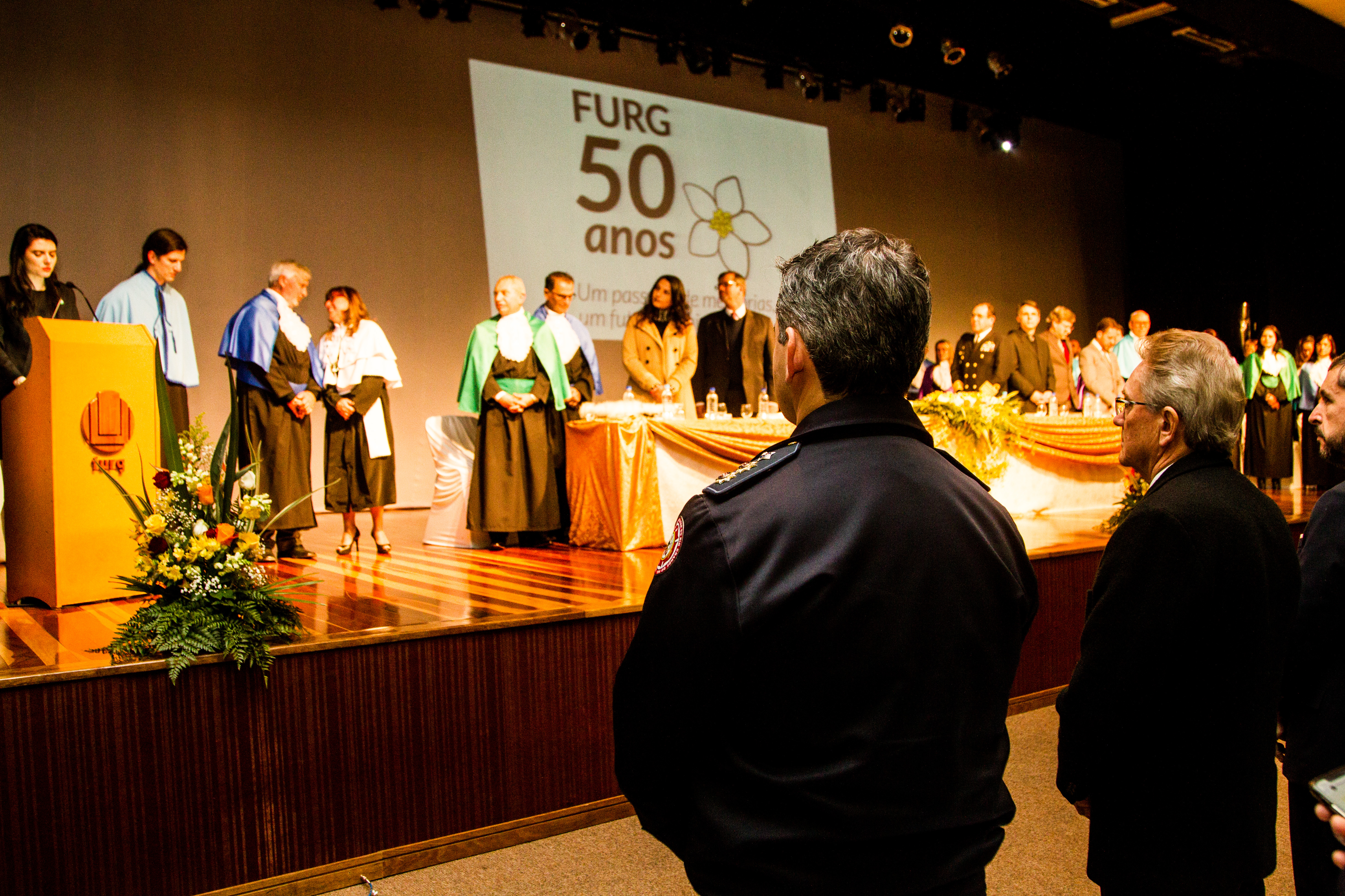 Cerimônia em Rio Grande concedeu títulos honoríficos e distinções universitárias