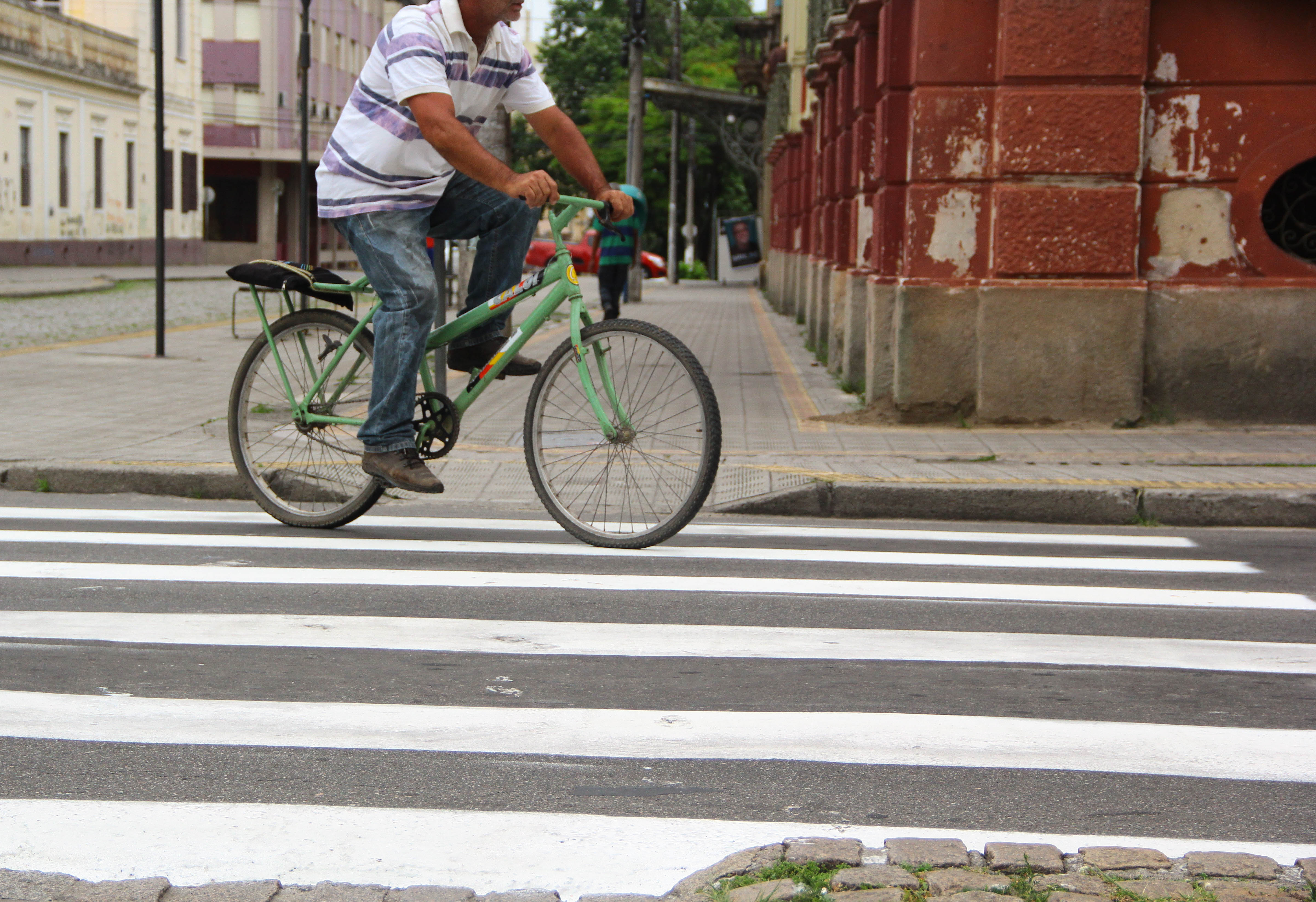 Imprudência foi registrada por leitor de um jornal local, que enviou imagem denunciando a situação
