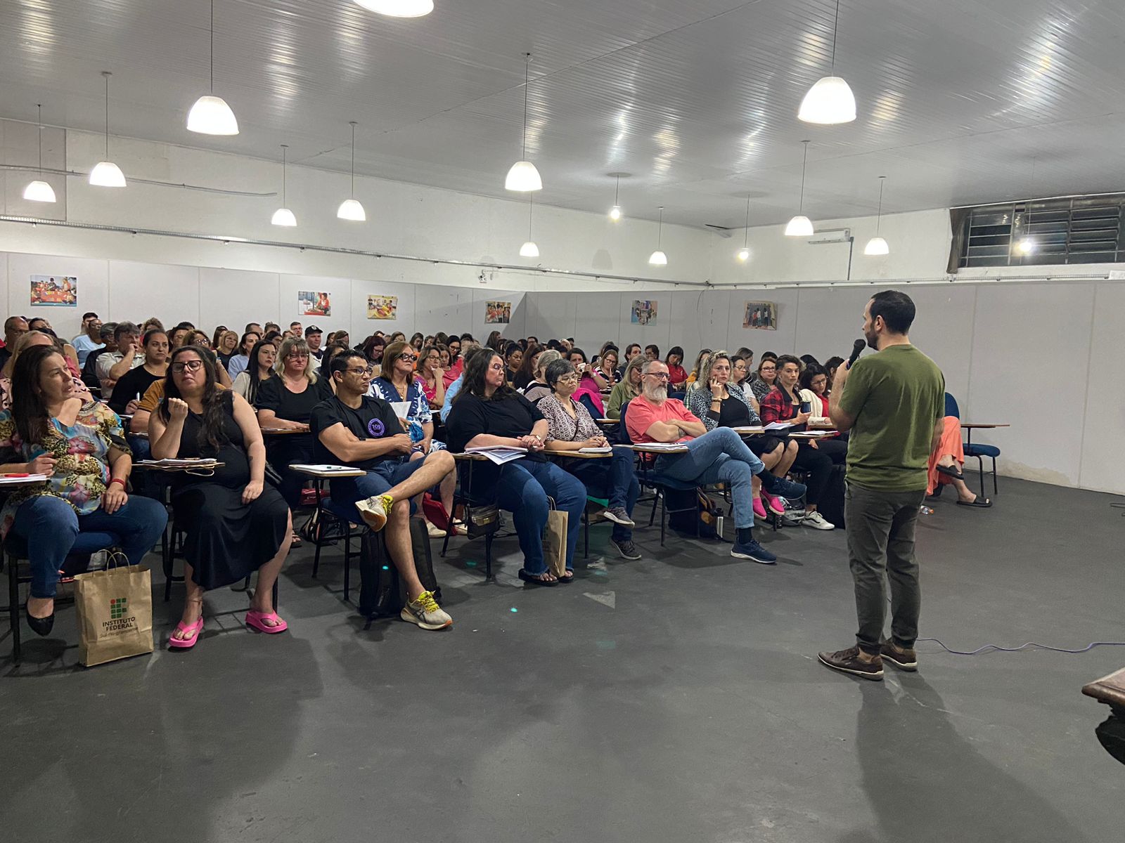 Iniciativa da Smed em parceria com o IFSul/Cavg capacitou candidatos aos cargos de direção nas escolas municipais