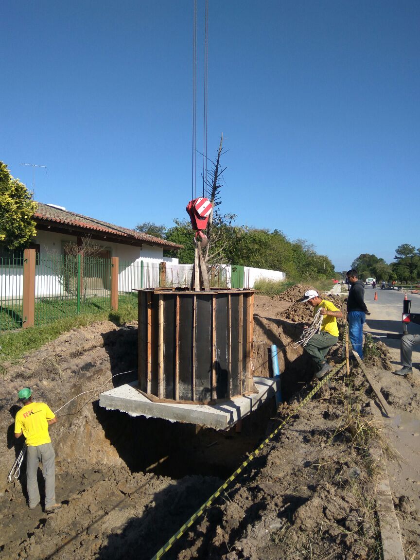 Unidades de bombeamento fazem parte do projeto de requalificação da via