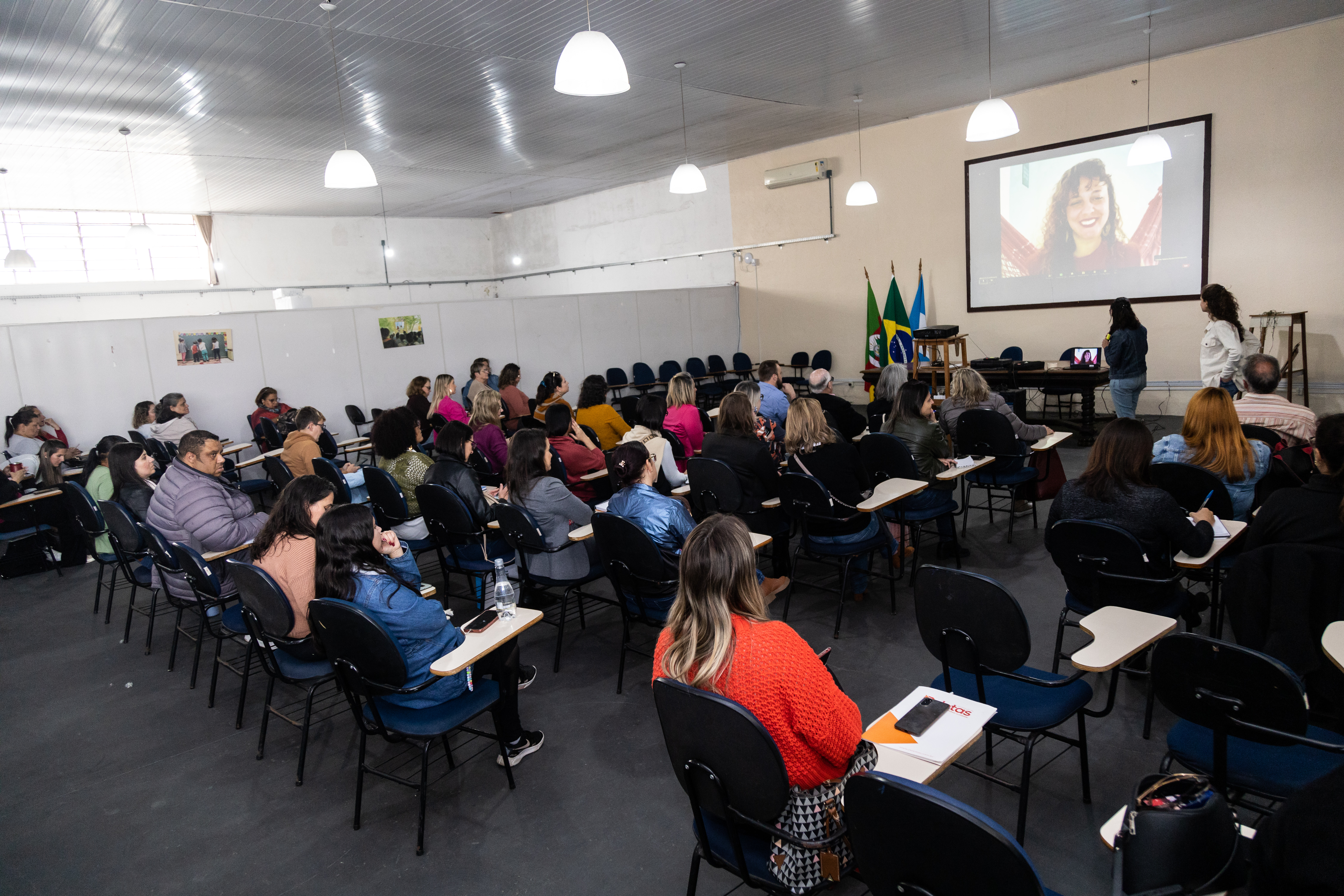 Encontro ocorreu nesta quarta-feira no auditório da Secretaria de Educação