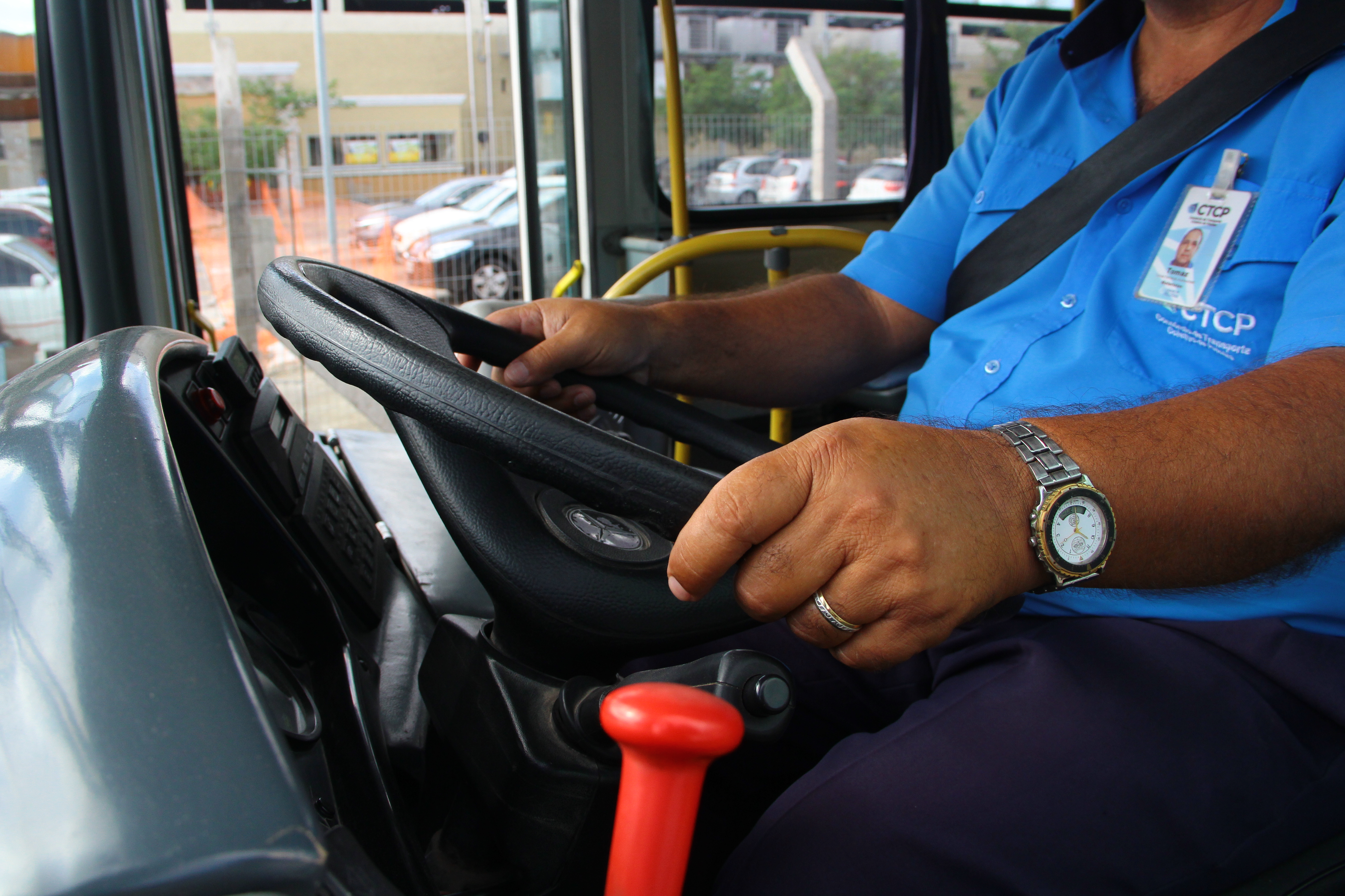 Mudanças, neste sábado (1º), ocorrem das 13h até as 18h, com trânsito interrompido e alteração no itinerário de algumas linhas do transporte coletivo