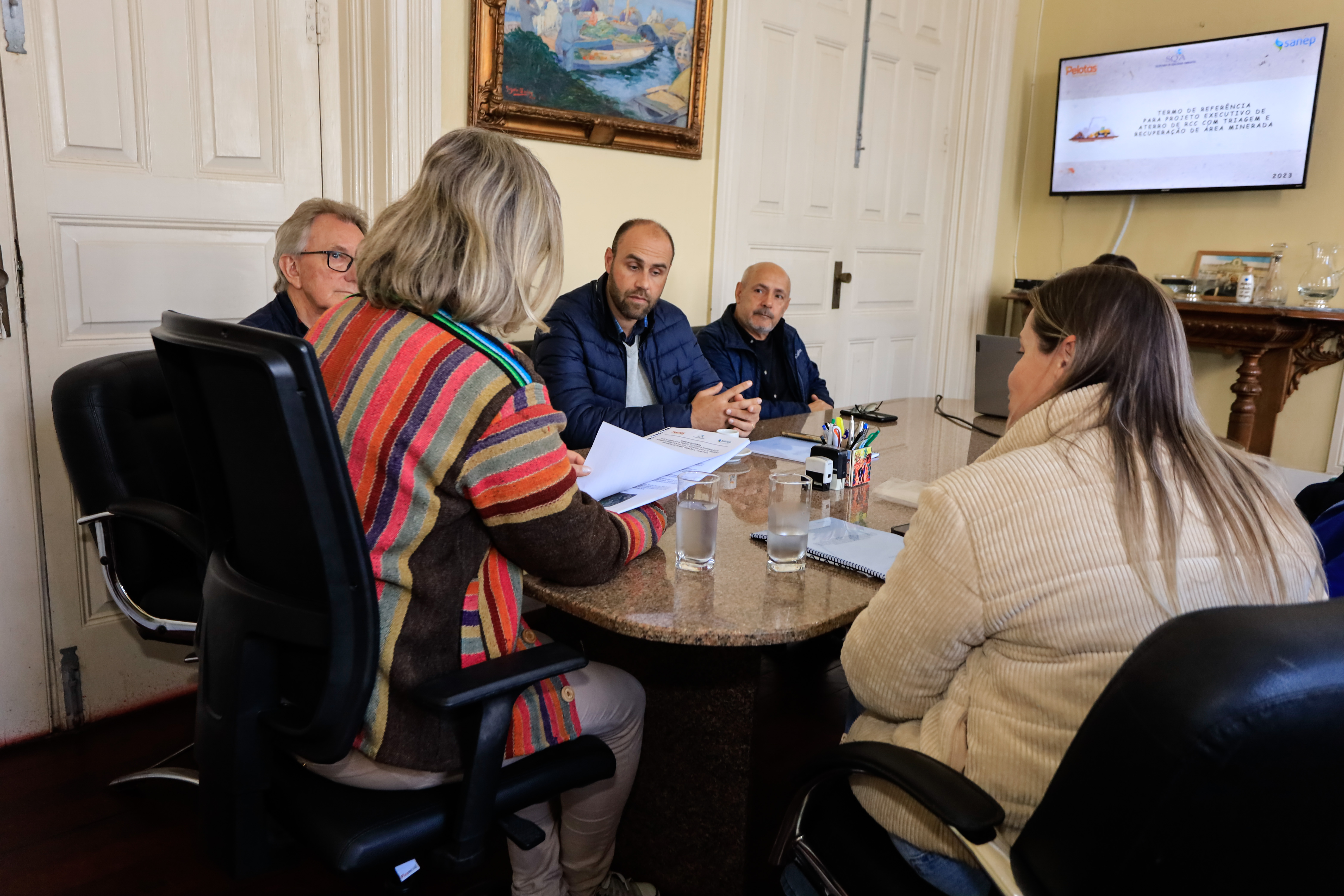 Termo de referência foi apresentado à prefeita Paula e deve servir como subsídio para a elaboração de projeto executivo do local. Processo licitatório deve ser aberto nos próximos dias