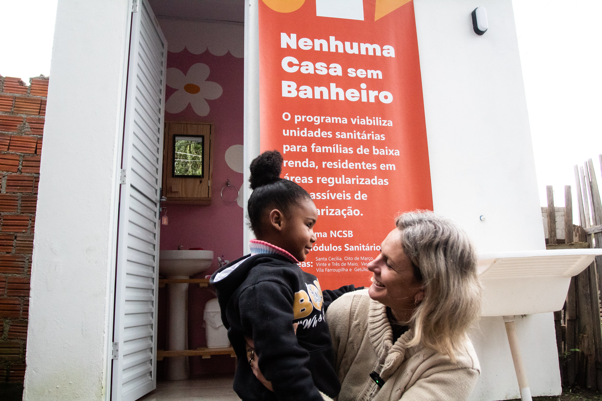 Foram construídos 22 módulos sanitários, do total de 200 em seis áreas da cidade
