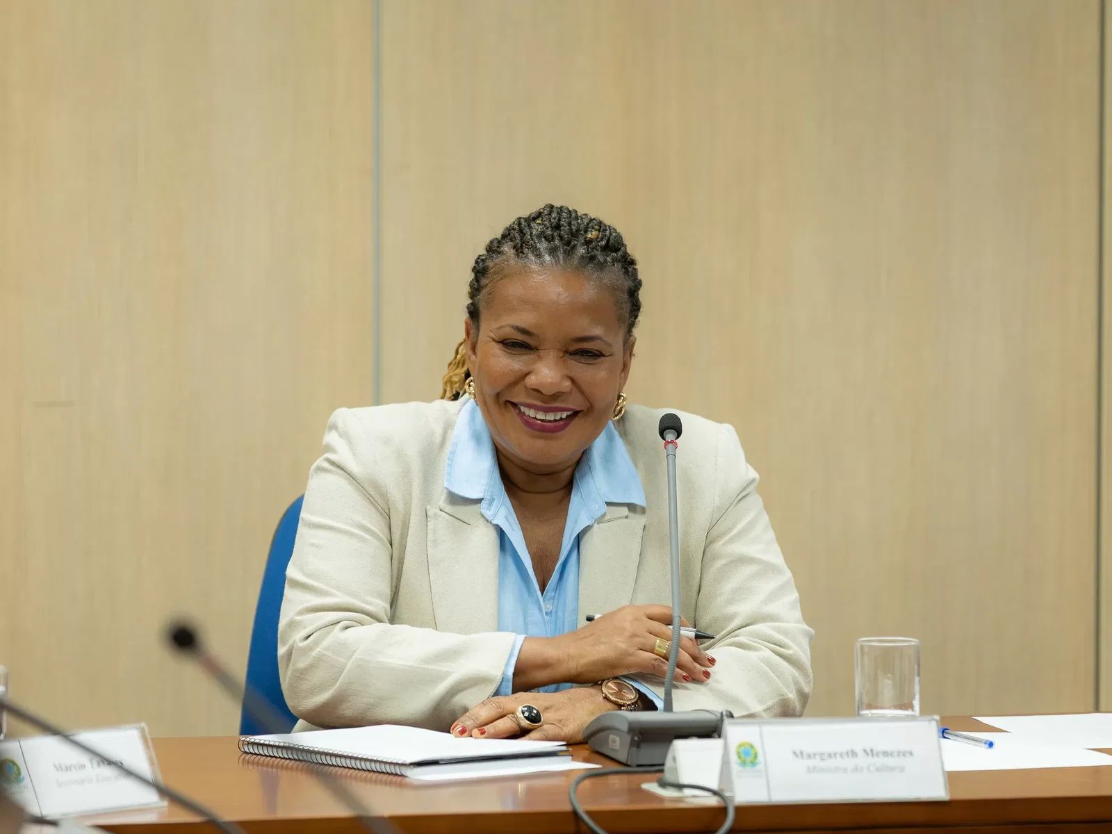 Na terça-feira (8), Margareth Menezes participa do lançamento dos nove editais pela Secult, no Sete de Abril. Na quarta (9), encontra Marroni na Prefeitura