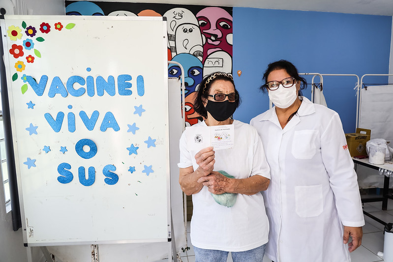 No primeiro dia da campanha simultânea, foram aplicadas mais de 1,5 mil doses das duas vacinas