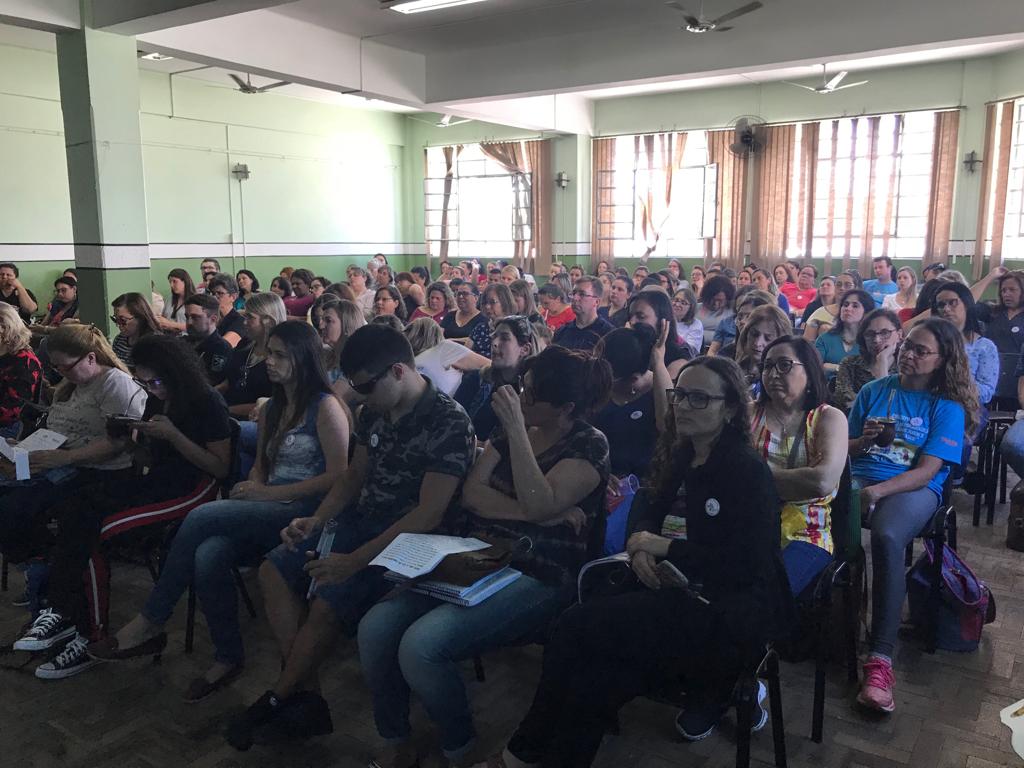 Participantes do Programa Saúde na Escola trocaram experiências e planejaram ações para o próximo ano