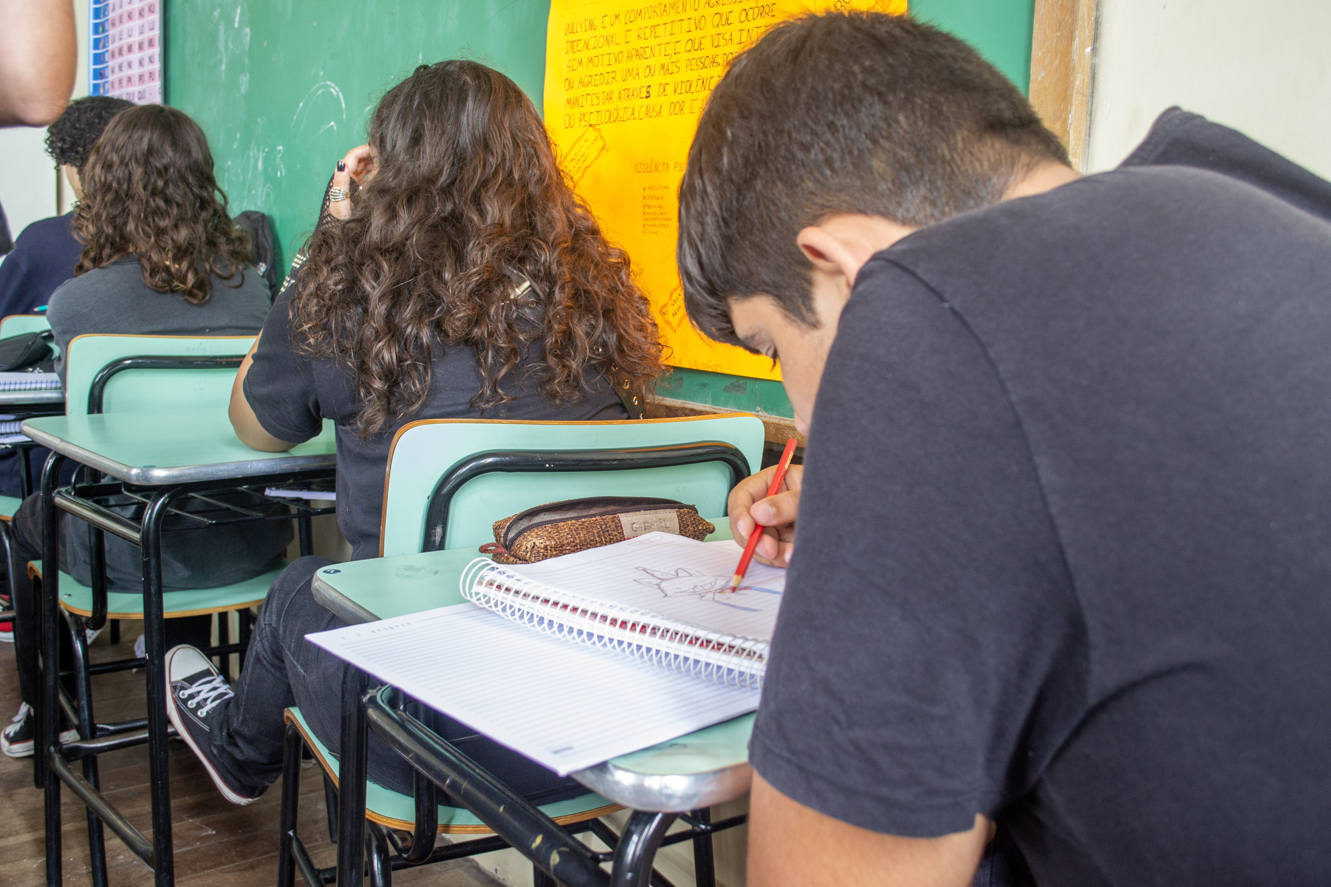 O novo protocolo de enfrentamento à crise climática na rede pública municipal está aberto a sugestões da comunidade escolar