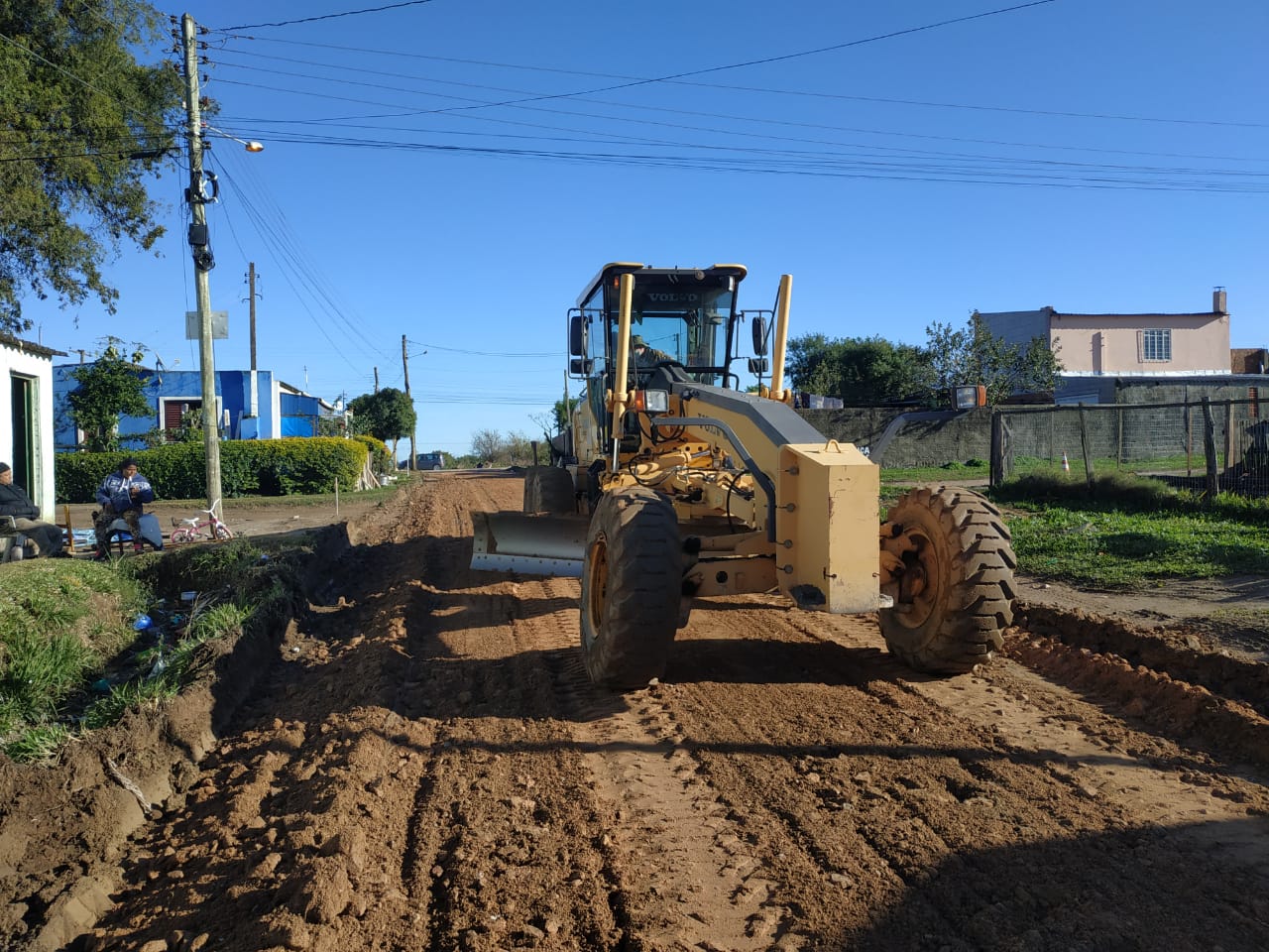 Intervenção faz parte do projeto Pavimentação nos Bairros, inserido no programa municipal #ObraNoBairro