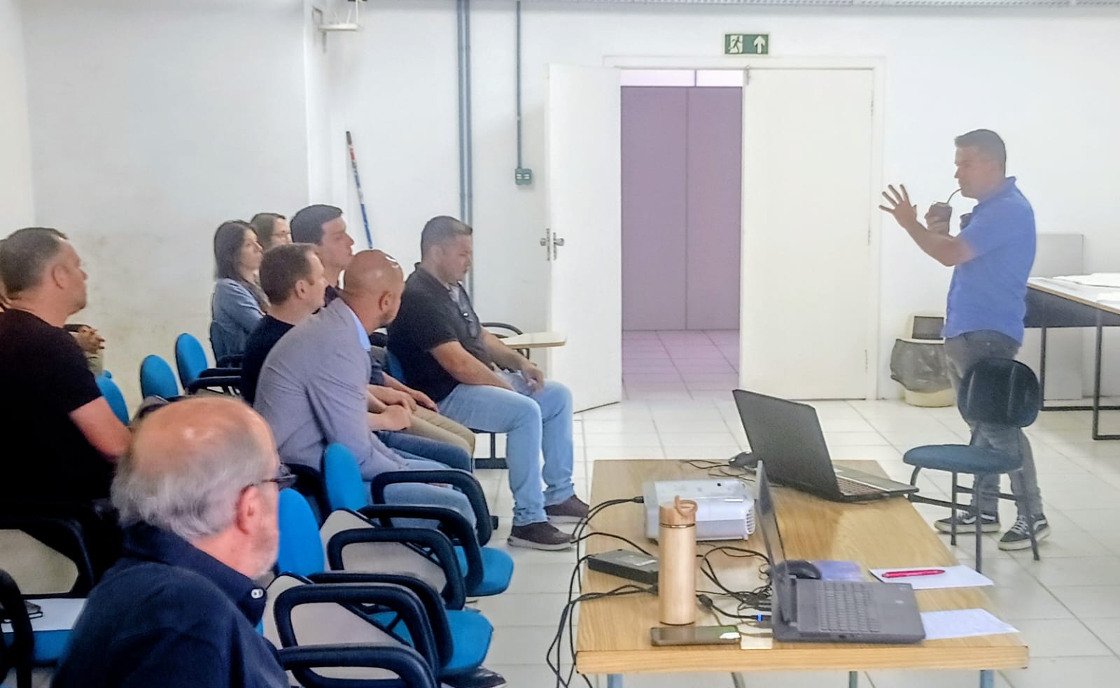 Minuta que atualiza texto foi colocada em discussão nesta terça-feira (25) para representante do Legislativo e técnicos profissionais da construção no auditório da Seurb