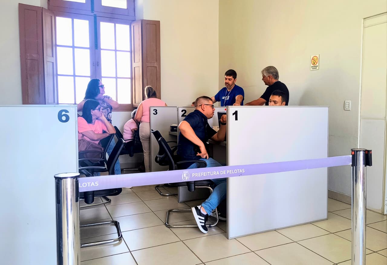 Provedoras de internet e telefonia, seguidas por bancos, estão na liderança