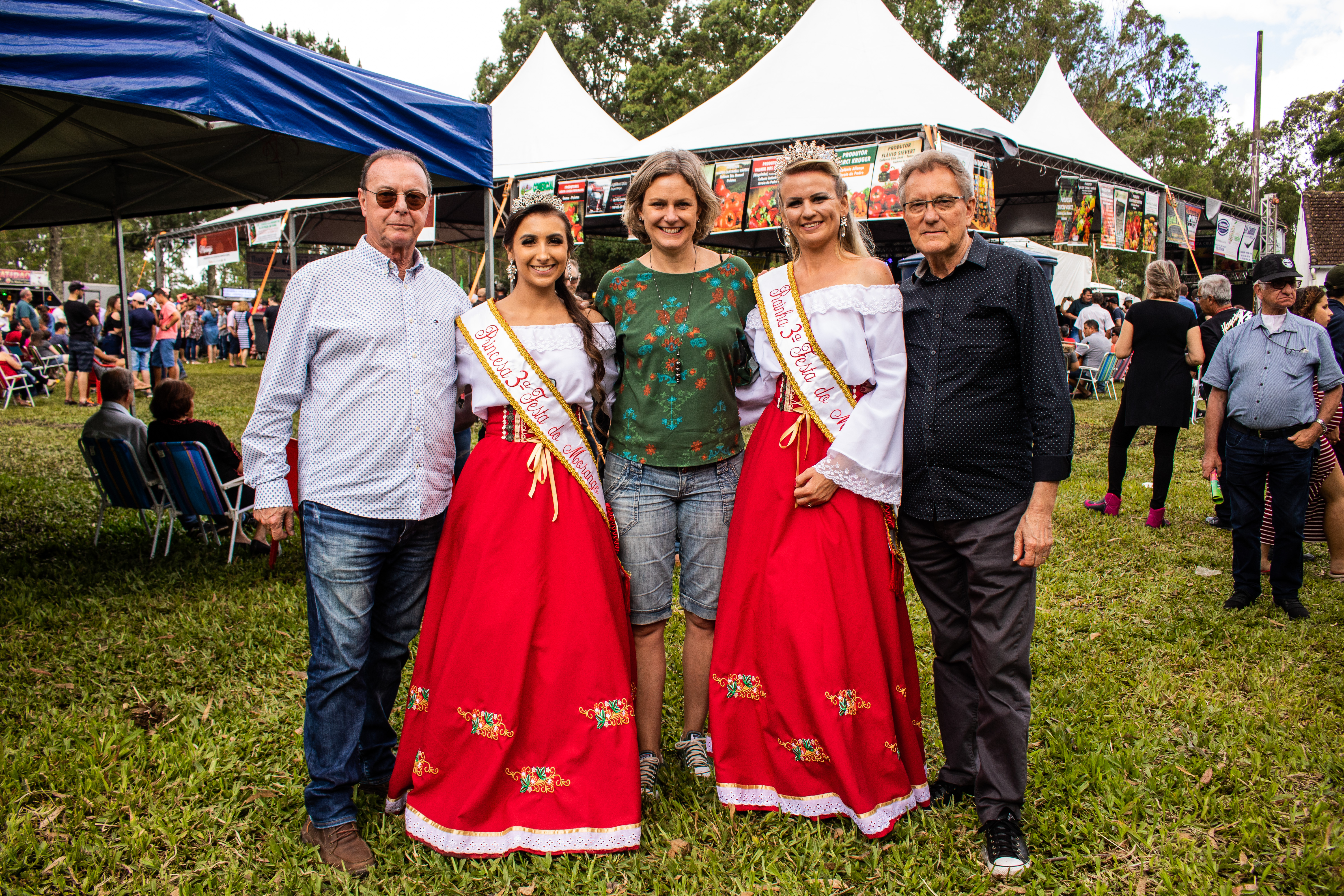 Prefeita Paula e organizadores do evento saudaram produtores e visitantes