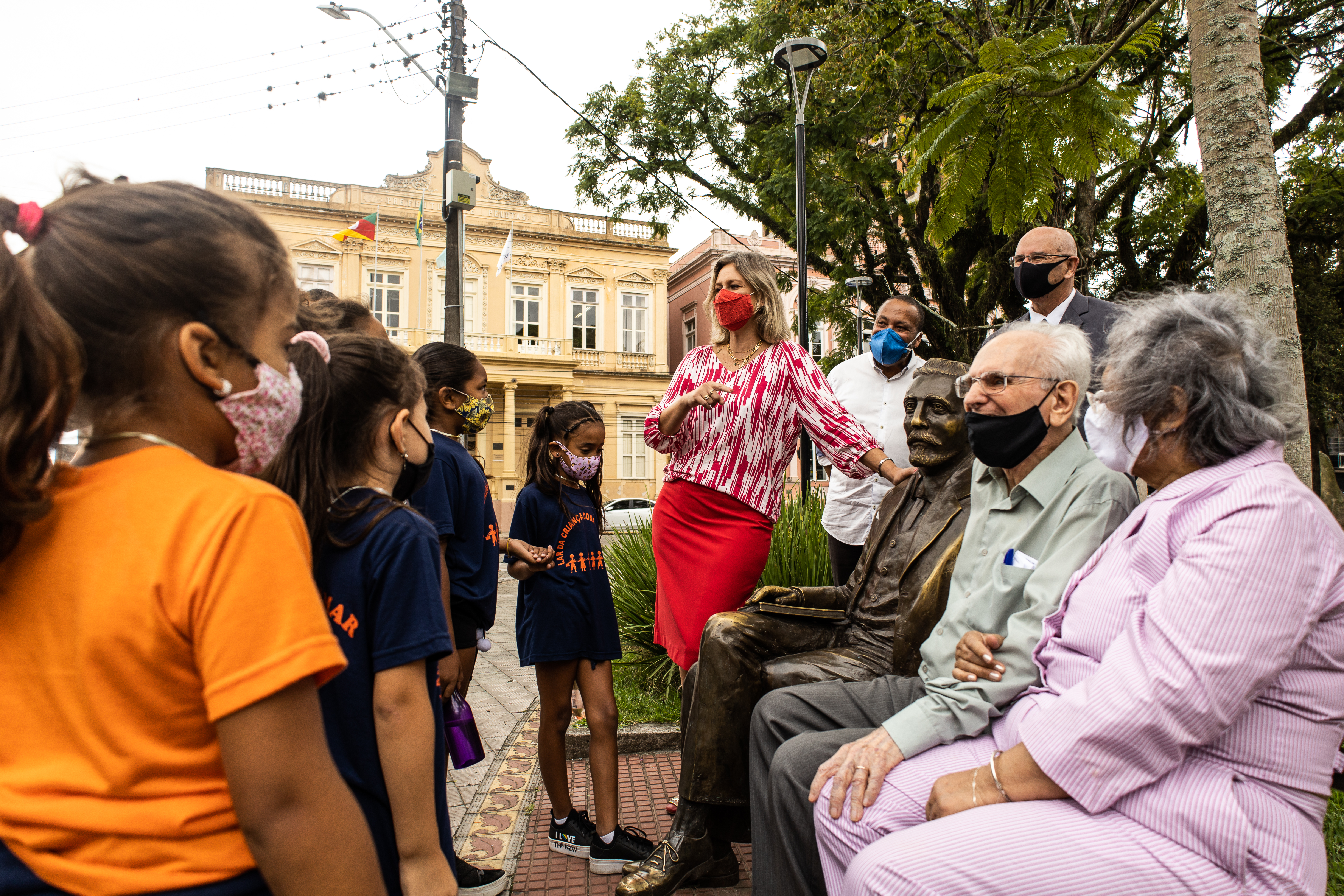 A homenagem assinala os 157 anos de nascimento do escritor pelotense