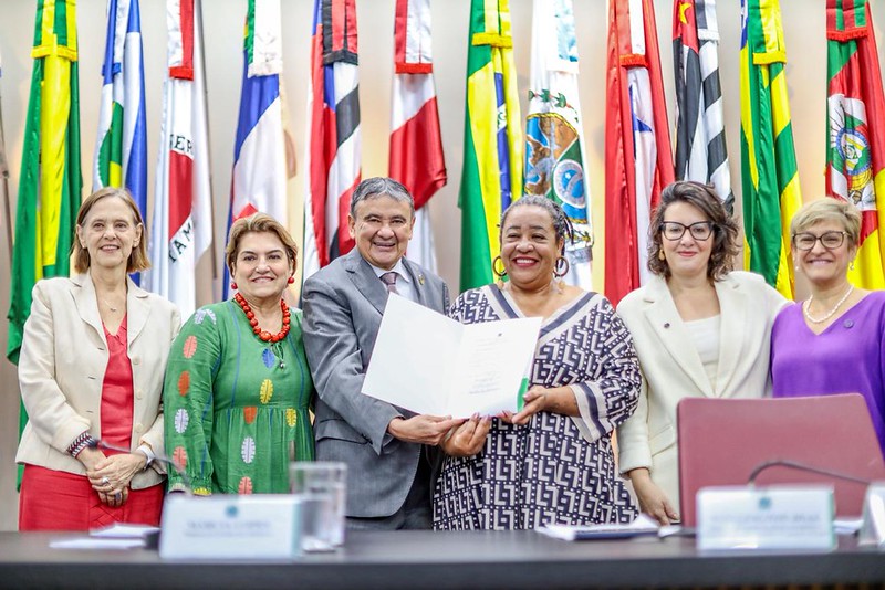 Iniciativa reconhece o cuidado como direito e responsabilidade coletiva, fortalecendo a rede de proteção social