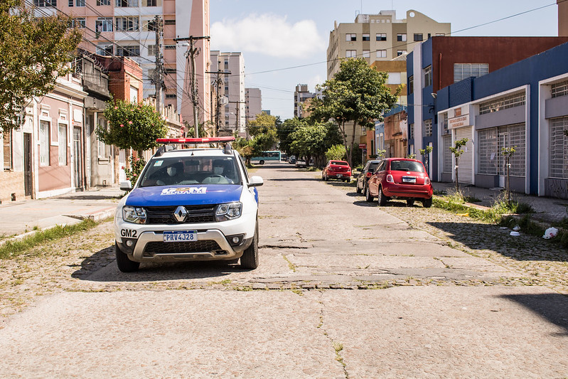 As forças atuam para atender a denúncias e combater aglomerações em diversos pontos da cidade
