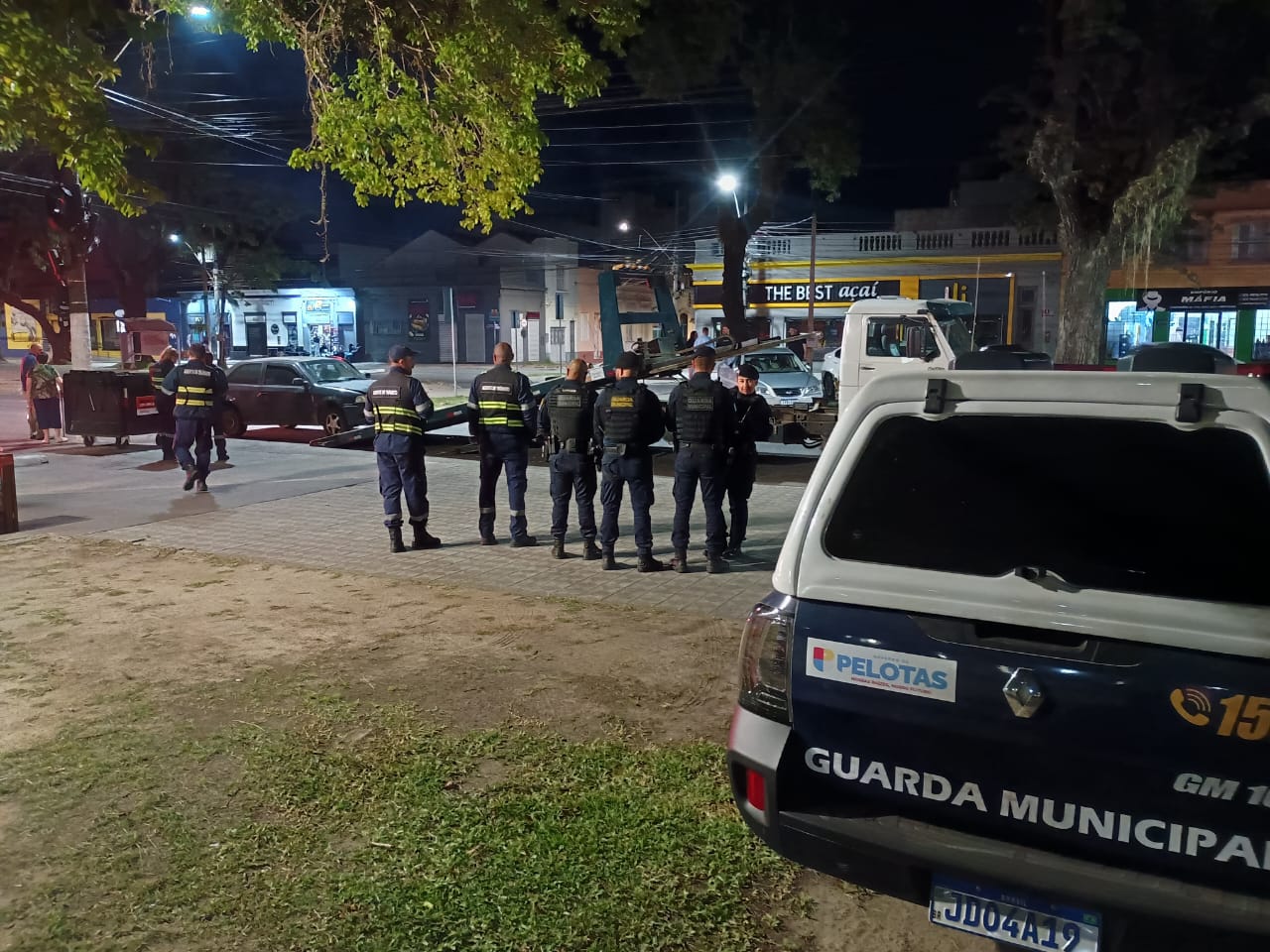 No primeiro fim de semana do ano, equipes de fiscalização da Prefeitura percorreram principais avenidas e atenderam denúncias de perturbação do sossego