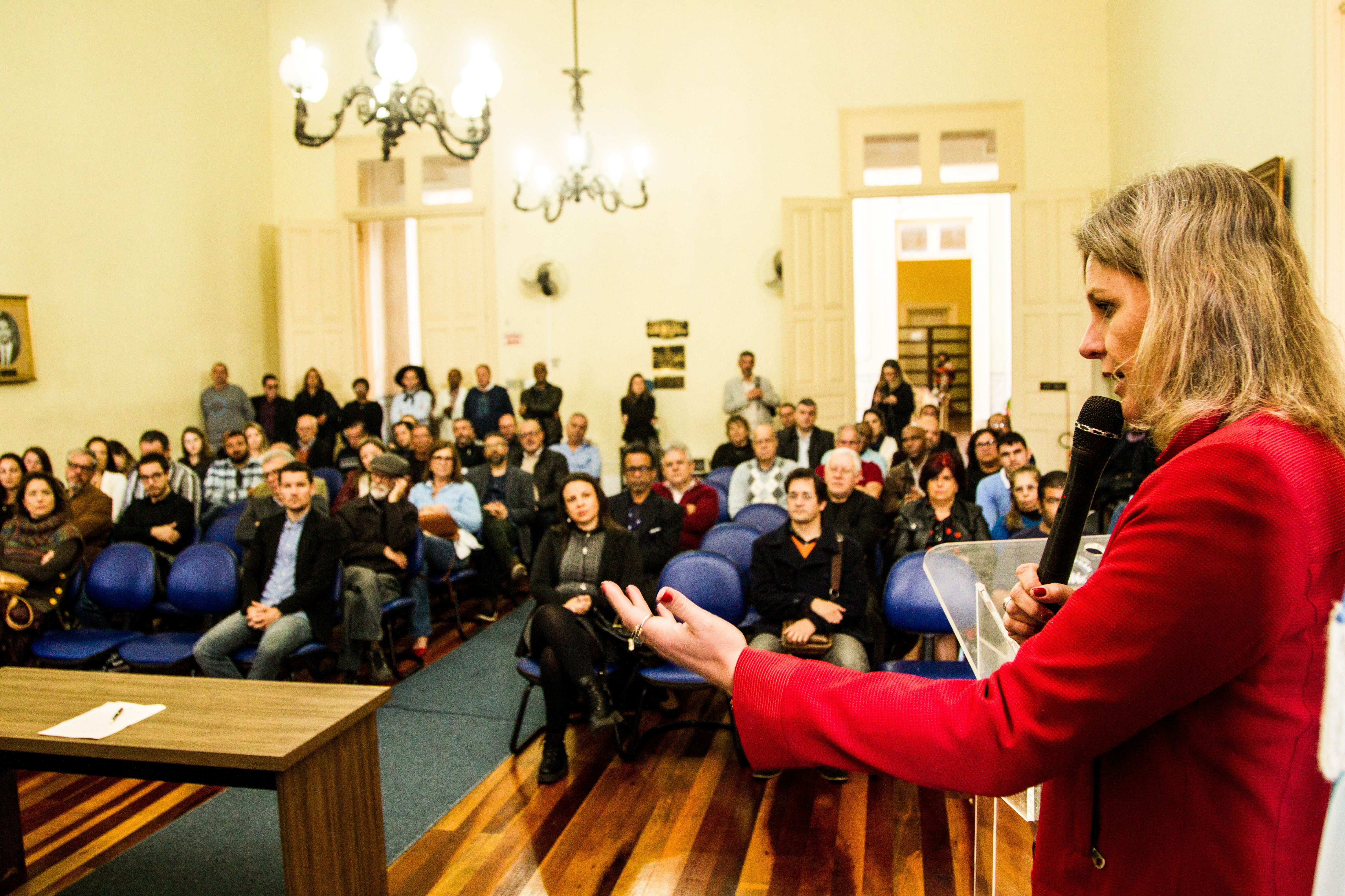 Prefeita Paula Mascarenhas assina o Decreto 6.209, de 19 de setembro de 2019, que institui o instrumento