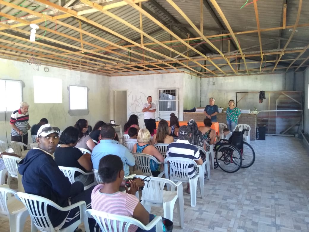 Trabalho contou com a participação dos moradores durante 18 meses. As ações iam da gestão do condomínio à geração de trabalho e renda